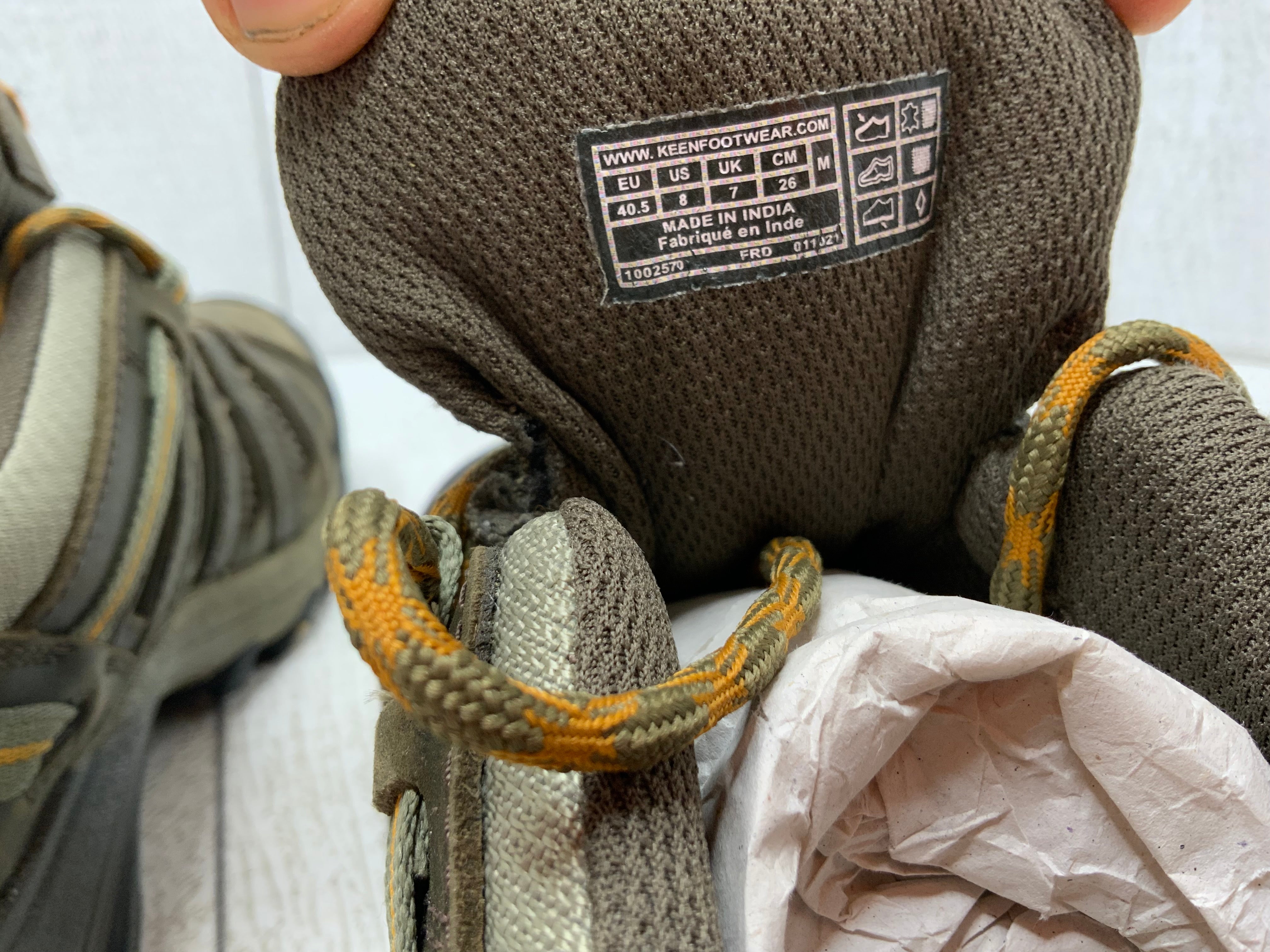 KEEN Men's Voyageur Low Height Breathable Hiking Shoes **Size 8** (7997592764654)
